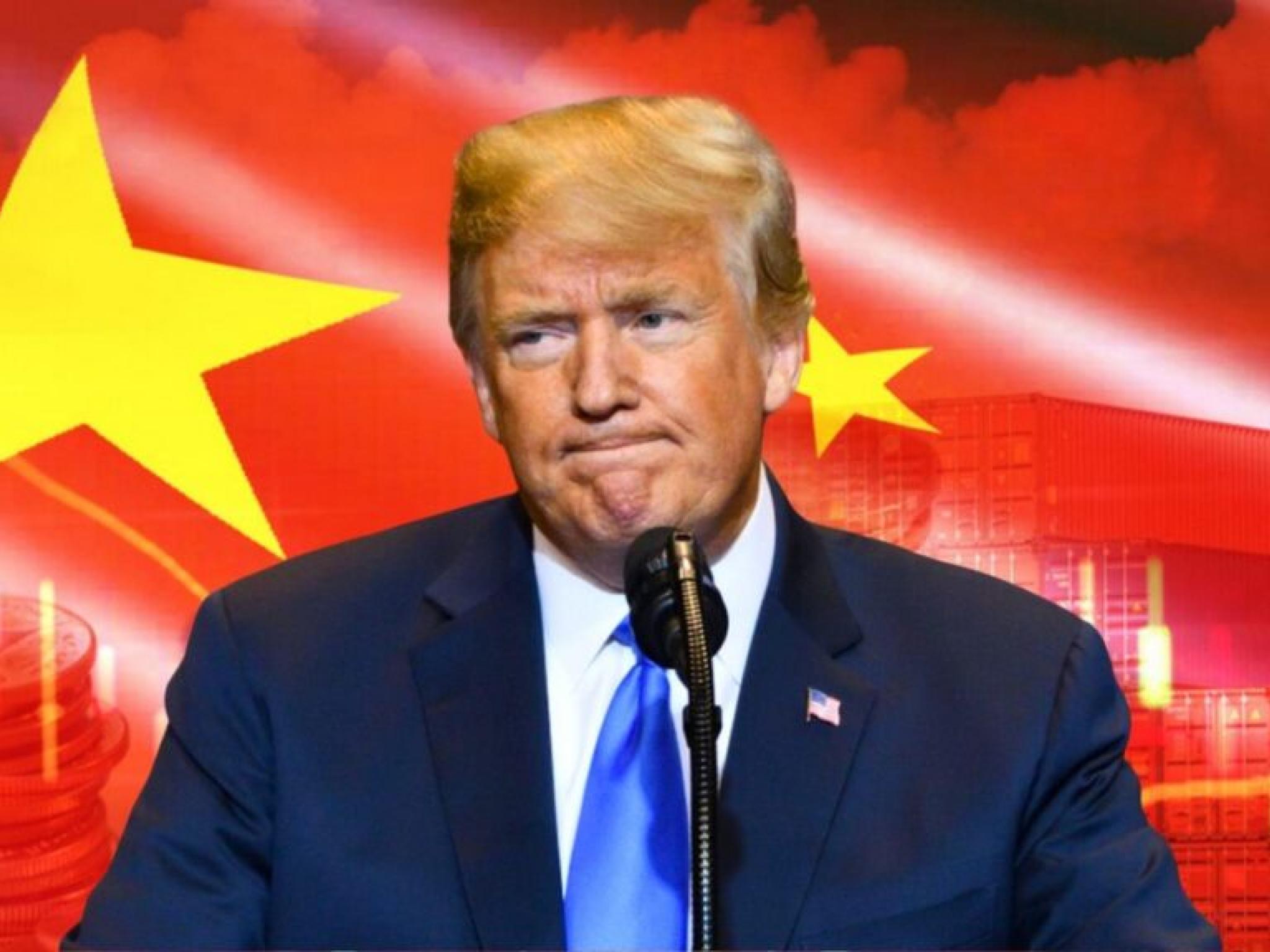 Trump ‘Looking At’ 10% Tariff On China Starting Feb. 1