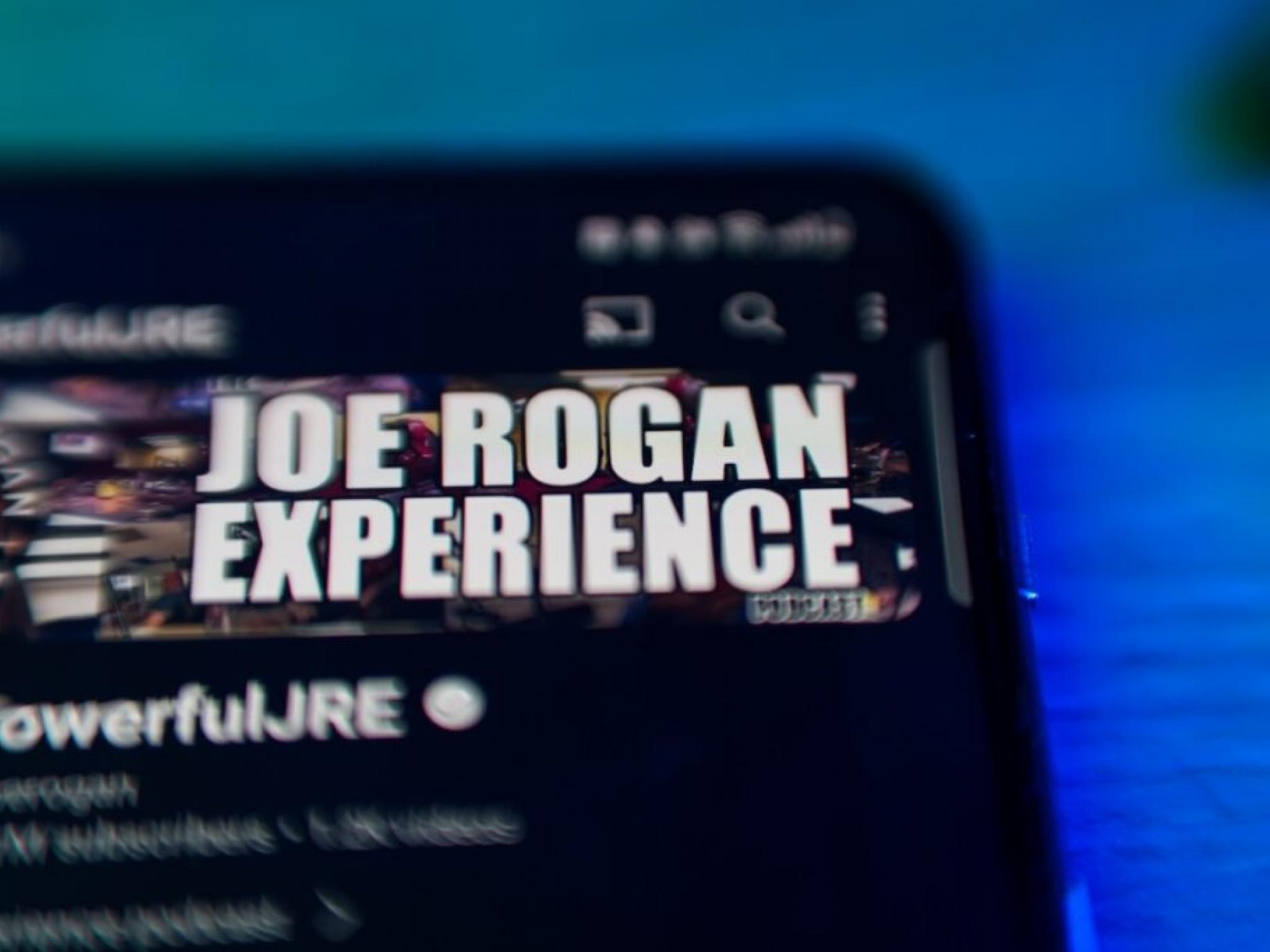 Michael Saylor Asks Joe Rogan For A Chat: ‘Let’s Talk About Bitcoin’